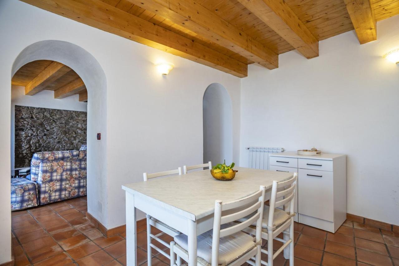 Cottage Casale Relax E Tranquillita جويوزا ماريا المظهر الخارجي الصورة