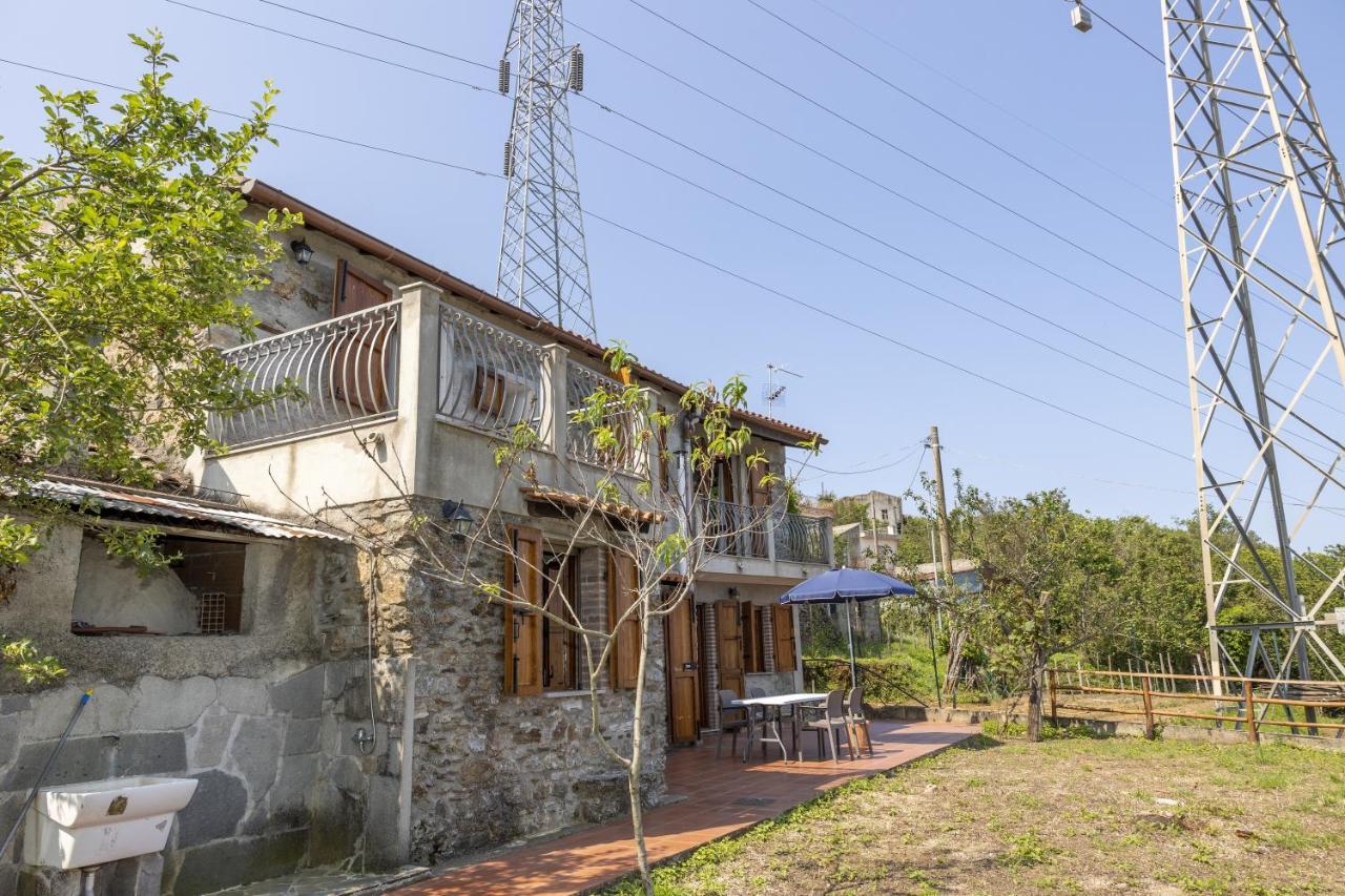 Cottage Casale Relax E Tranquillita جويوزا ماريا المظهر الخارجي الصورة