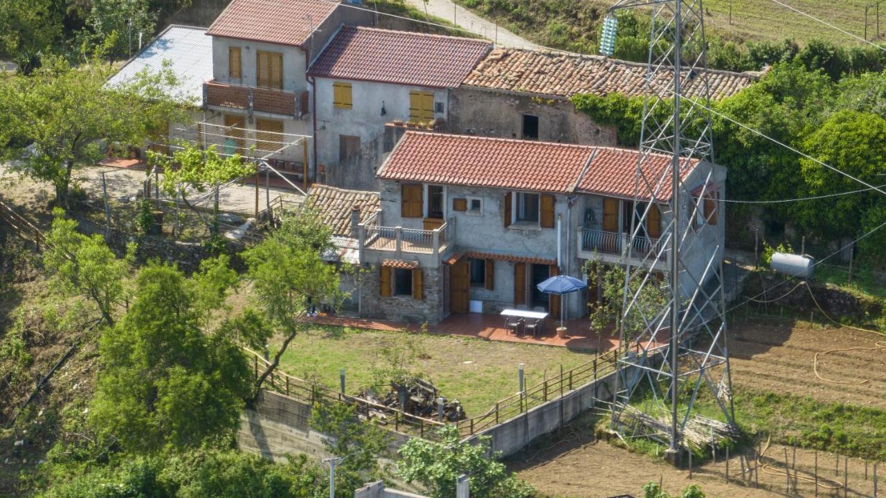 Cottage Casale Relax E Tranquillita جويوزا ماريا المظهر الخارجي الصورة
